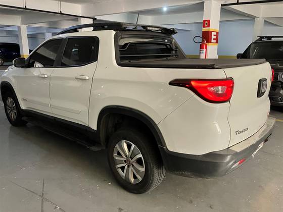FIAT TORO 1.8 16V EVO FLEX FREEDOM AT6